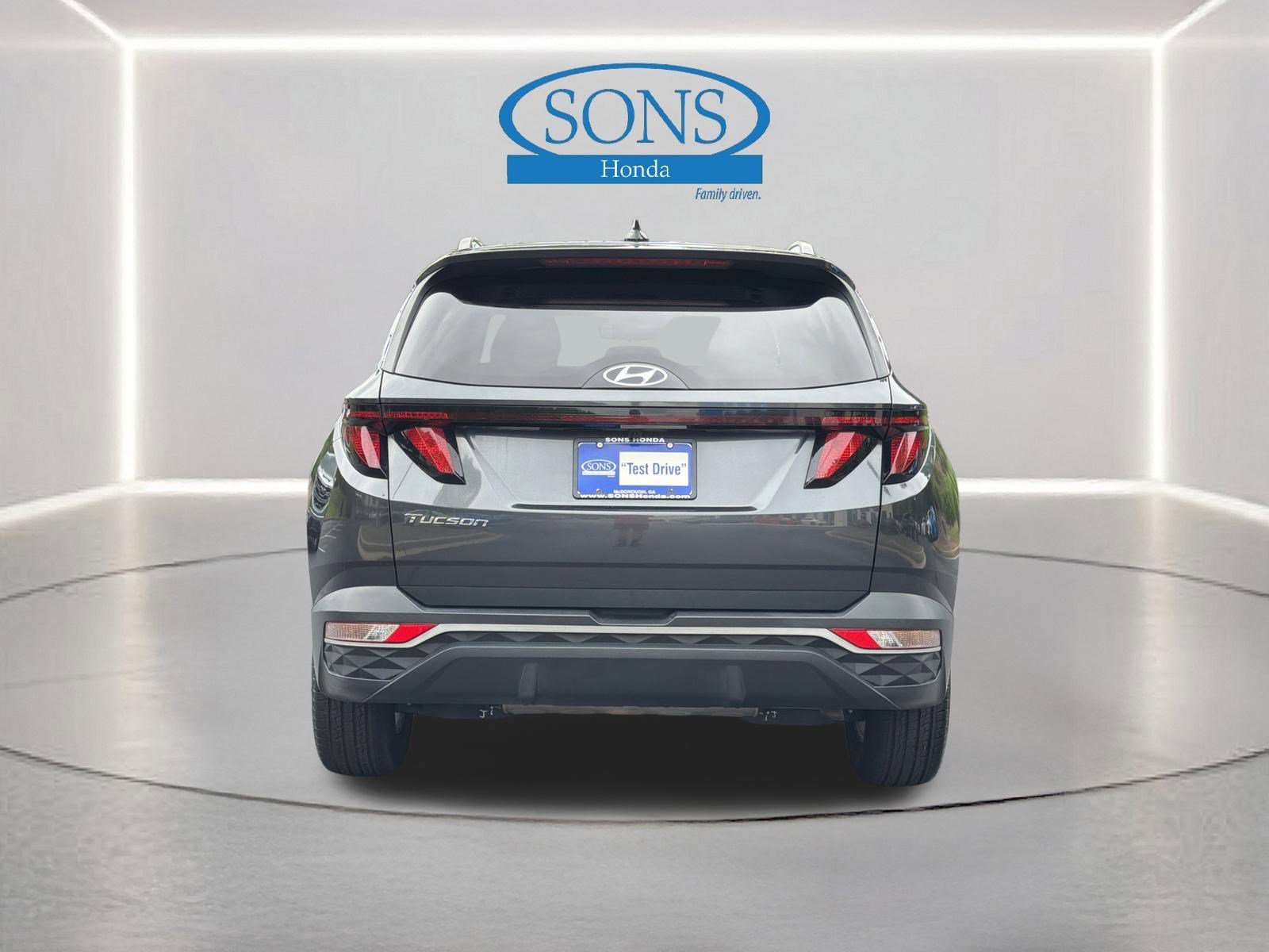 Used 2024 Dark Gray Metallic Hyundai SEL image 22