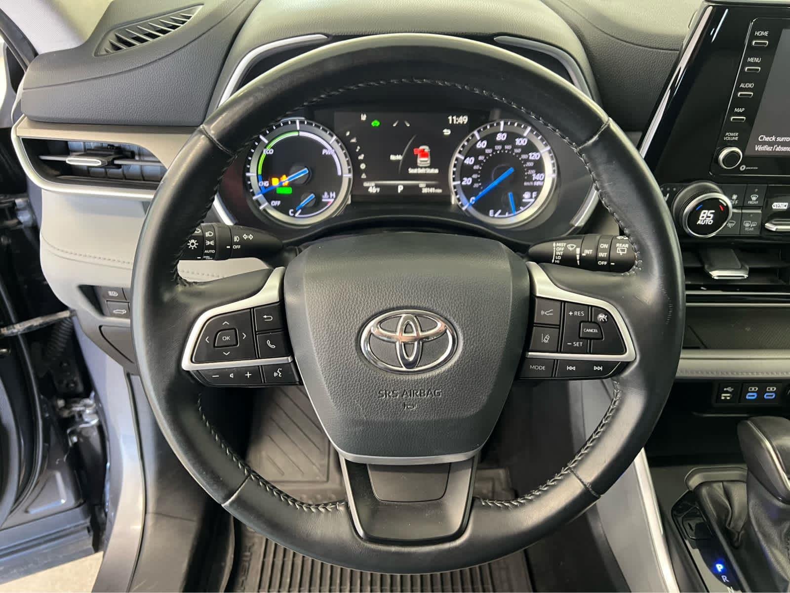 Used 2022 Magnetic Gray Metallic Toyota Hybrid XLE image 15