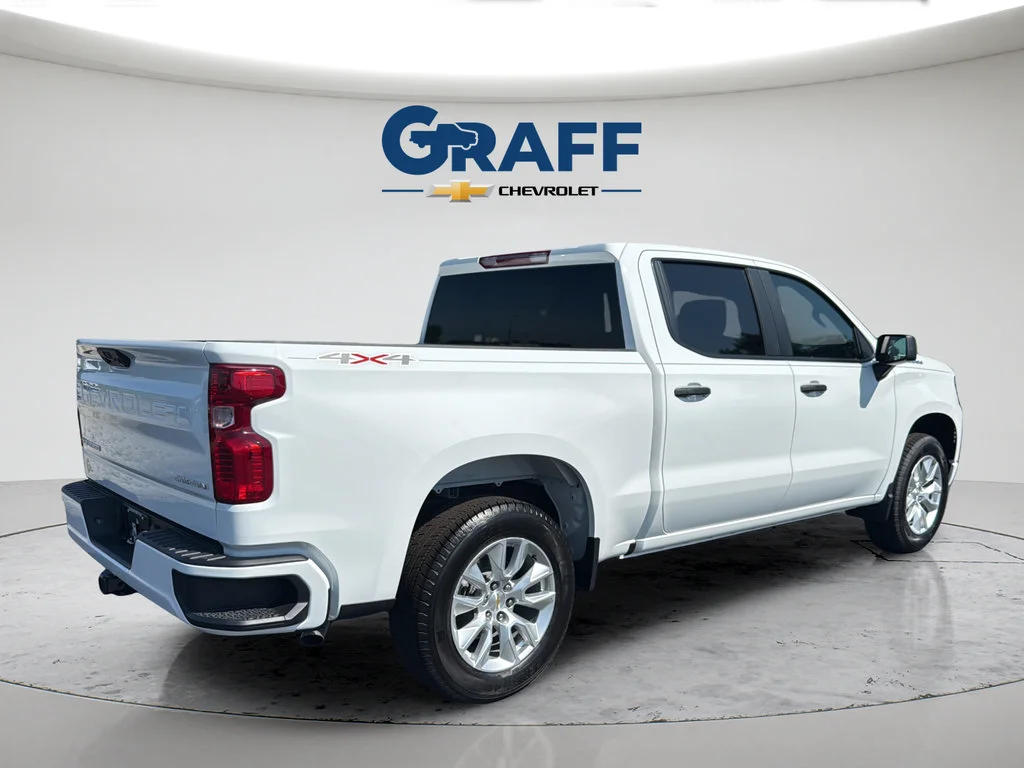 New 2026 Summit White Chevrolet Custom image 8
