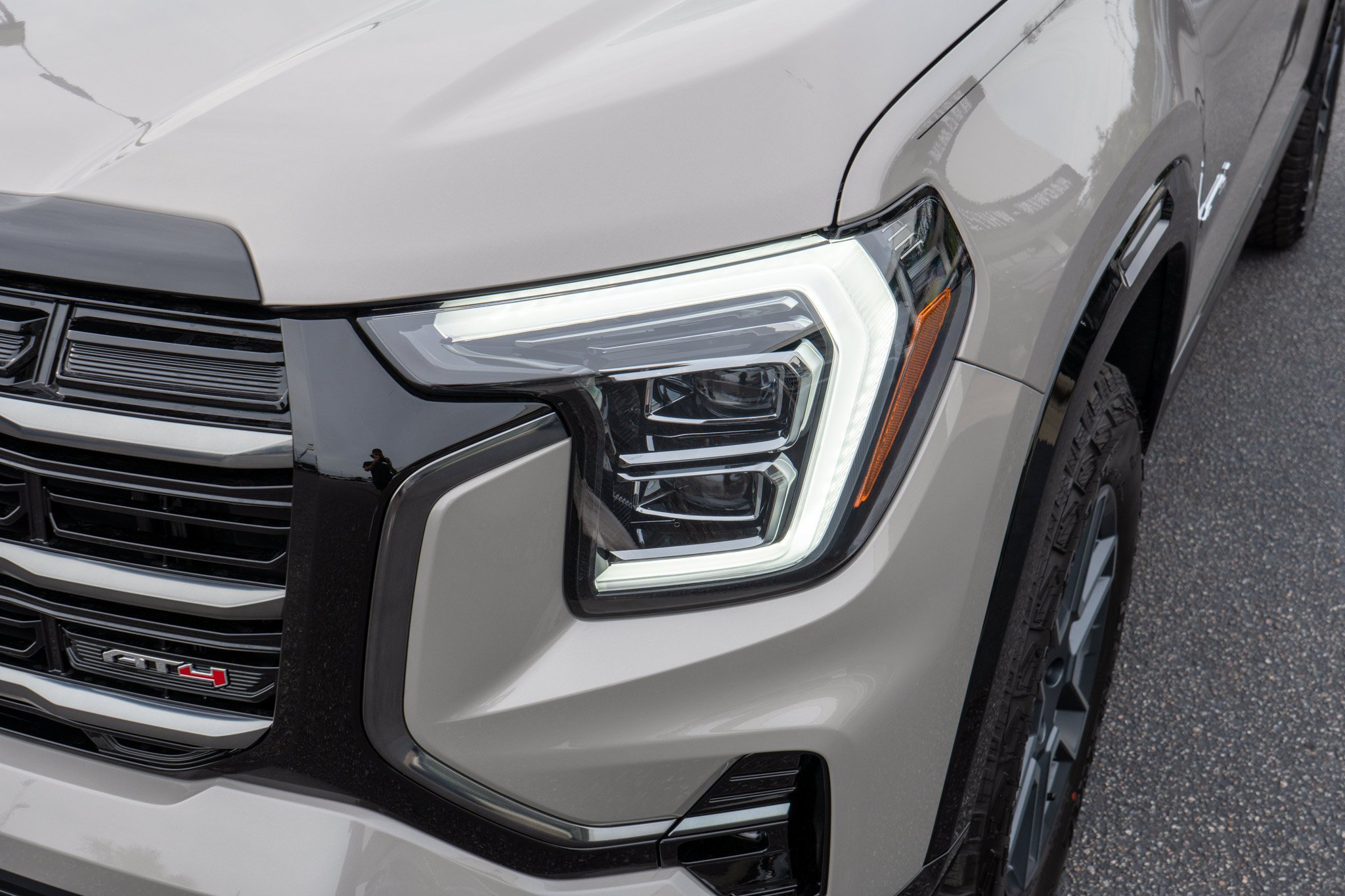 2027 GMC Terrain AT4 - Photo 9