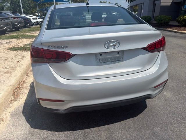 Used 2020 Olympus Silver Metallic Hyundai SE image 7