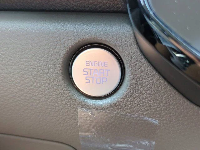 New 2026 Snow White Pearl Kia SX image 29
