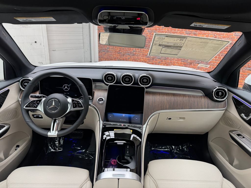 New 2026 White Mercedes-Benz GLC 300 image 13