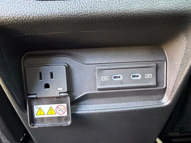 New 2027 White Jeep Laredo Altitude image 49