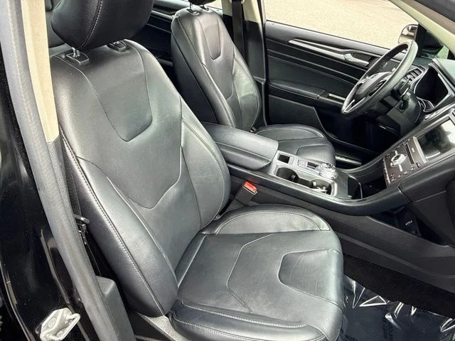 Used 2017 Shadow Black Ford Titanium image 15