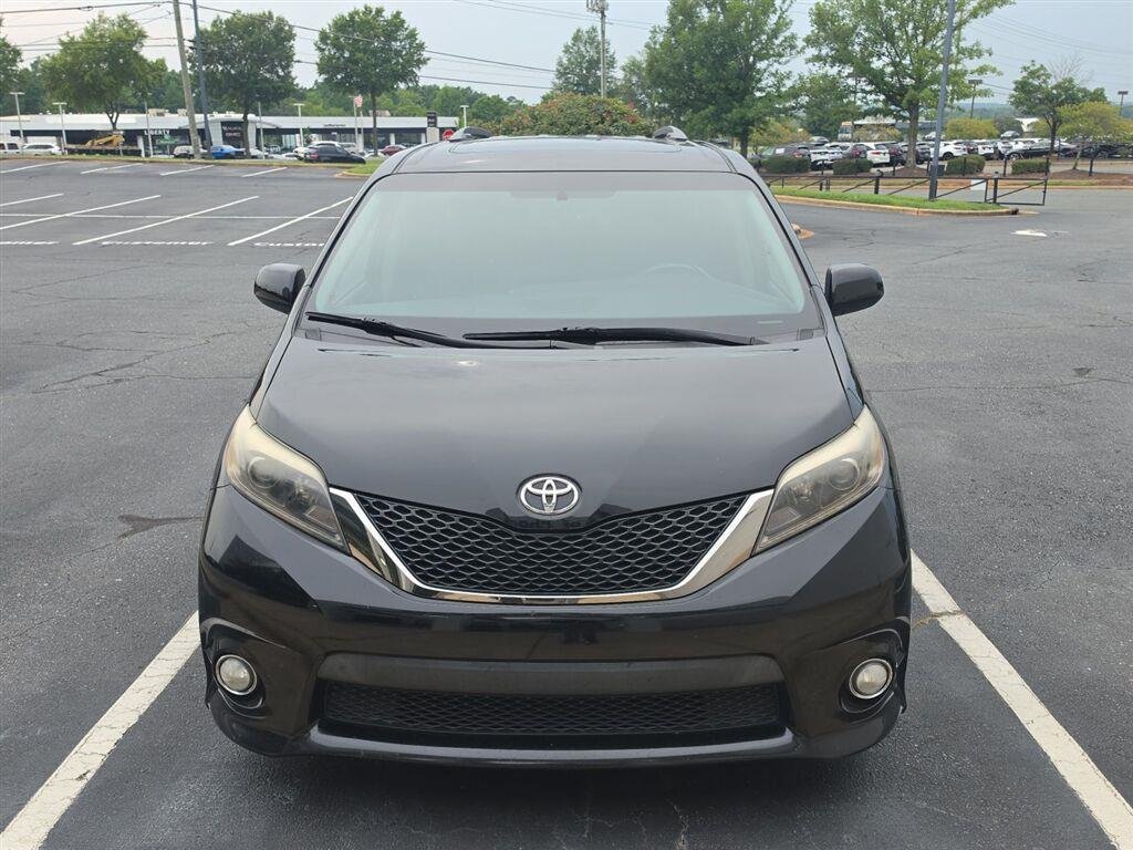 Used 2016 Midnight Black Metallic Toyota SE image 17
