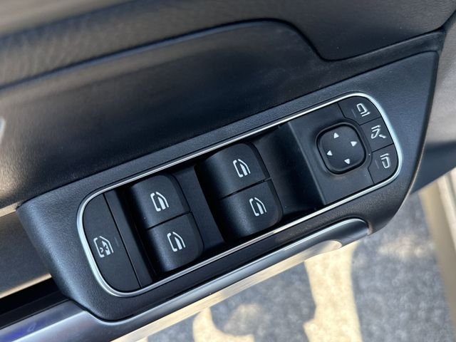 2025 Mercedes-Benz GLB Base - Photo 22