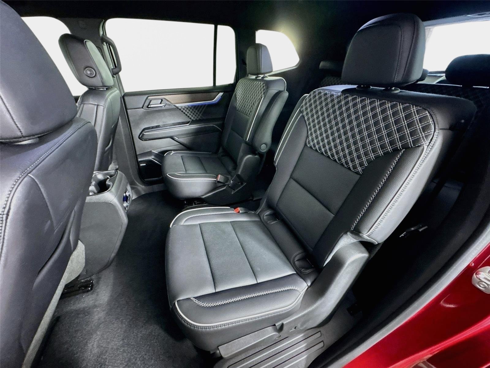 Used 2025 Volcanic Red Tintcoat GMC Denali image 23