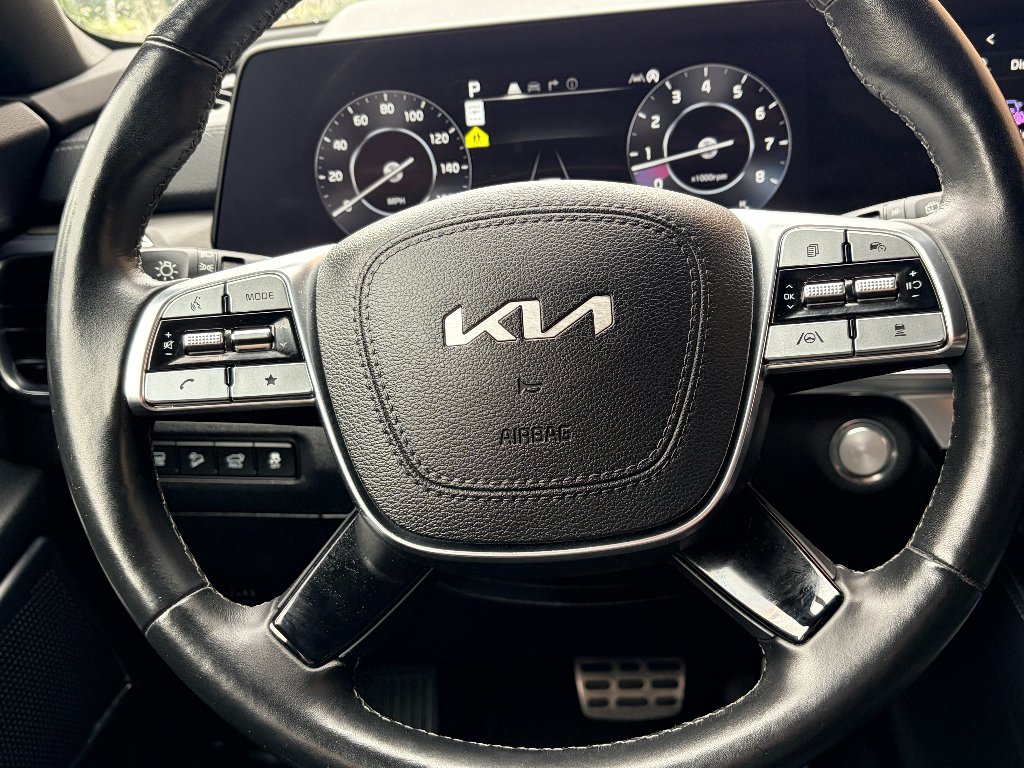 Used 2023 Wolf Gray Kia SX X-Line image 12