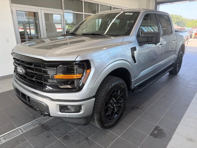 New 2026 Iconic Silver Metallic Ford XLT image 5