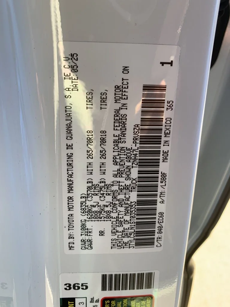 Used 2025 White Toyota Trailhunter image 32