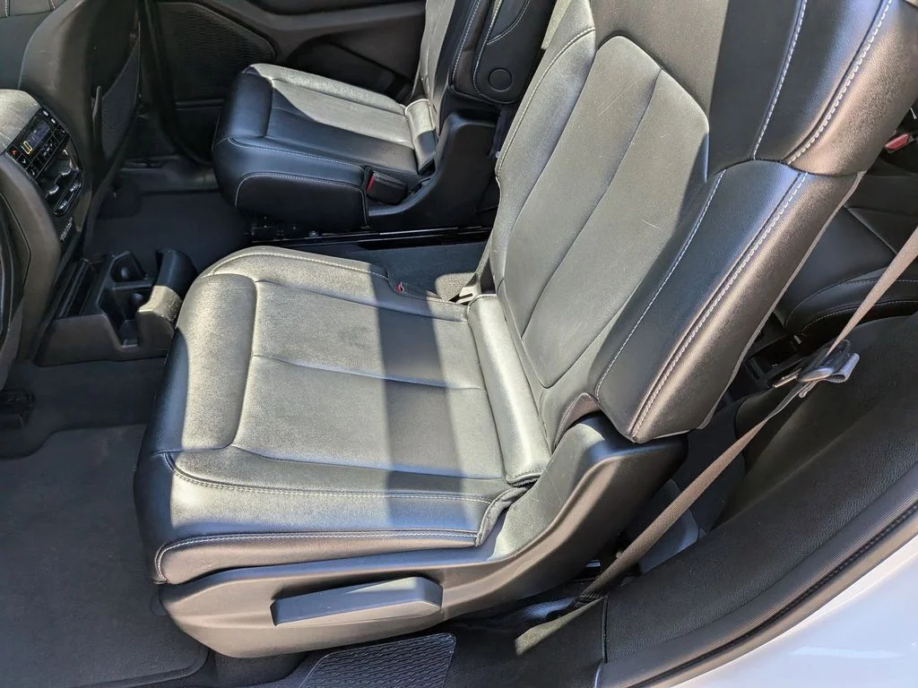 Used 2023 White Jeep Limited image 26