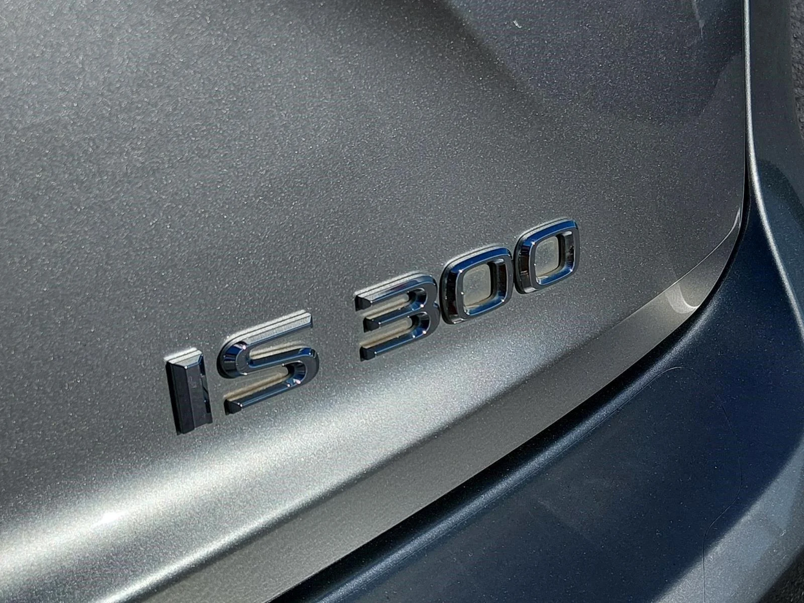 Used 2019 Atomic Silver Lexus IS 300 F SPORT image 23