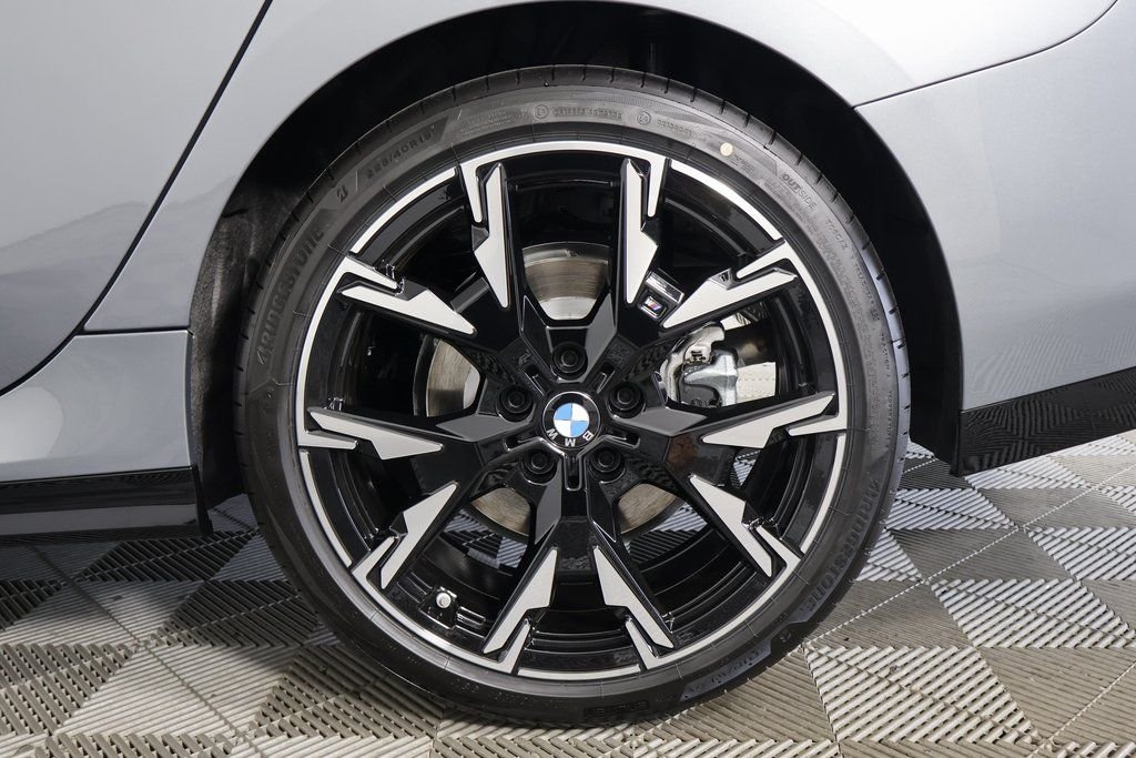 New 2026 Skyscraper Grey Metallic BMW 228 Gran Coupe image 10