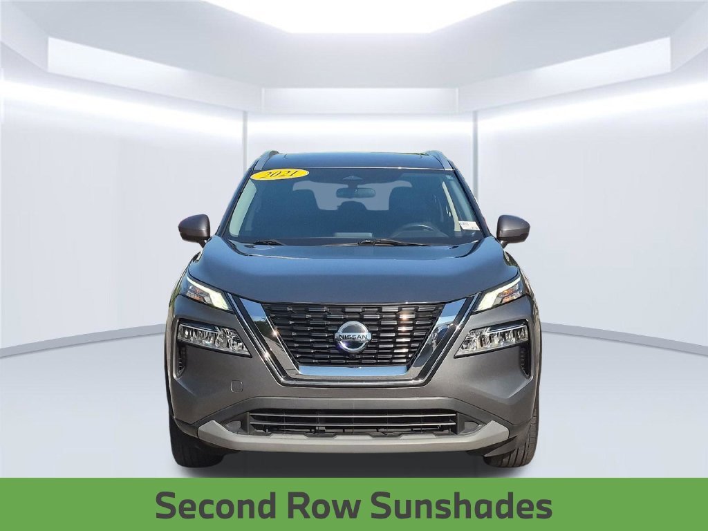 Used 2021 Gray Nissan SV image 12