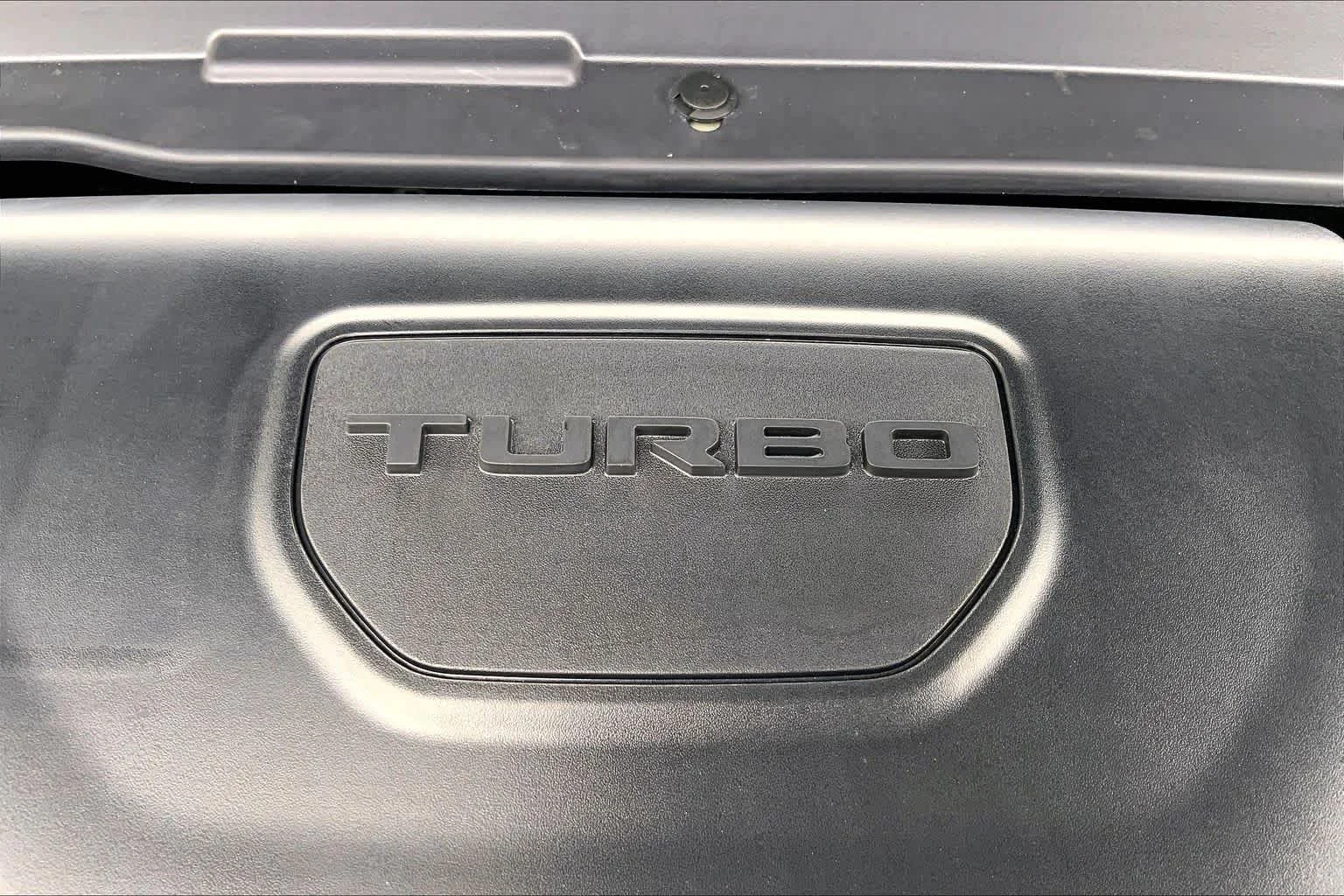 Used 2025 Silver Zynith Metallic Clearcoat Jeep Trailhawk image 33