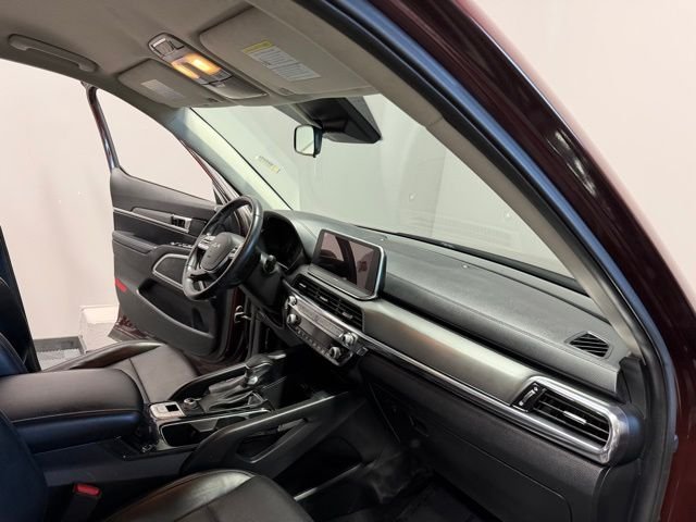 Used 2022 Sangria Red Kia LX image 25