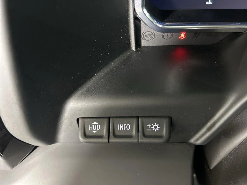 Used 2024 Sterling Metallic GMC Denali image 29