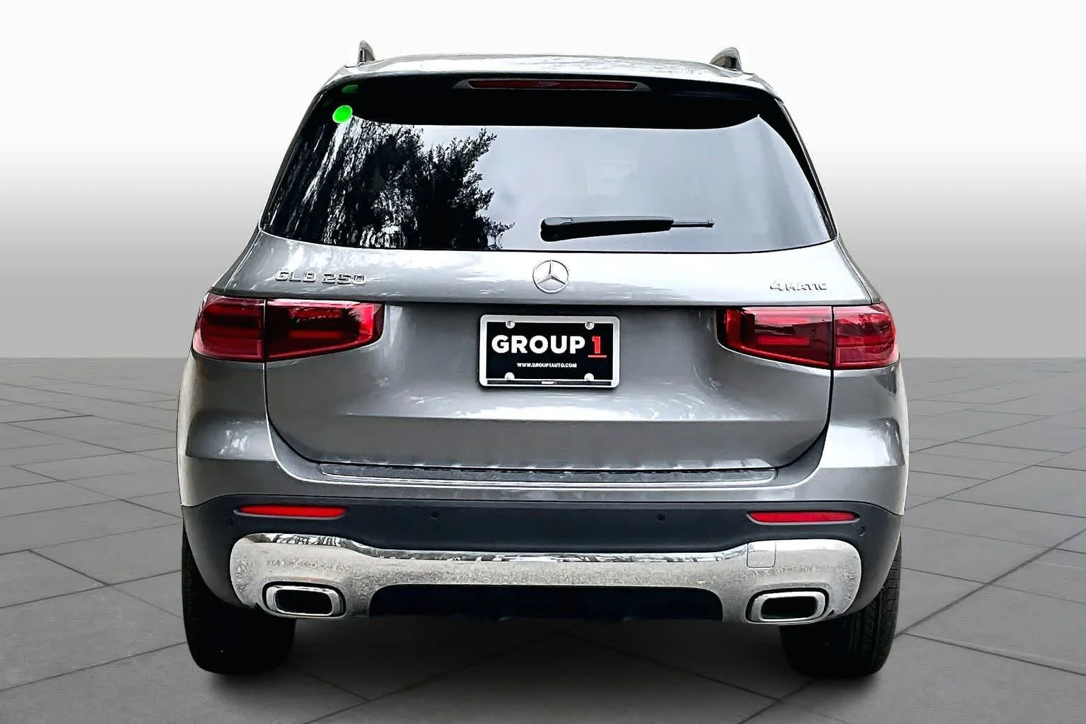 New 2026 Mountain Grey Metallic Mercedes-Benz GLB 250 image 5