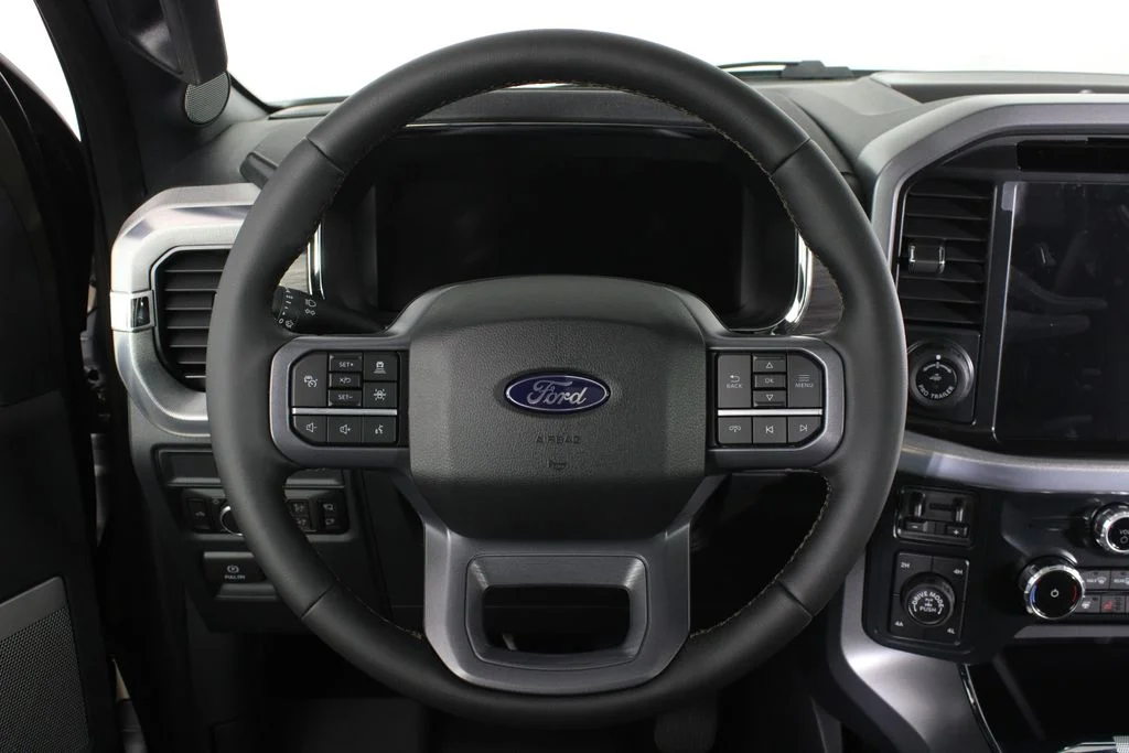 New 2026 Marsh Gray Ford Lariat image 25