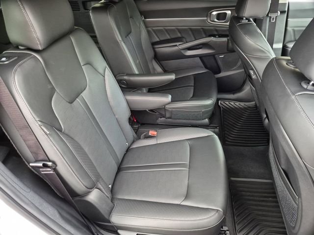 New 2026 Glacial White Pearl Kia X-Line SX AWD image 28