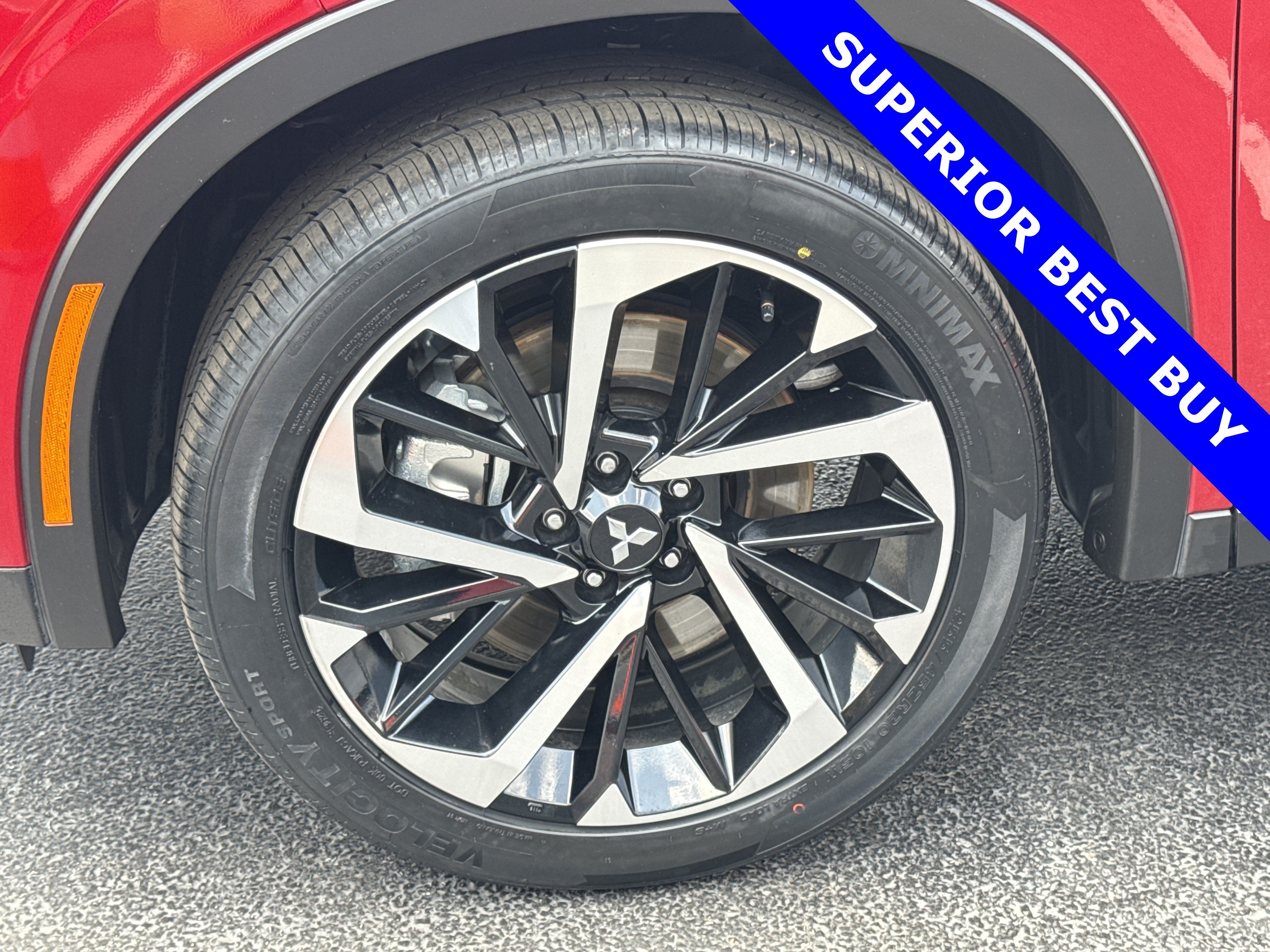Used 2023 Red Diamond Mitsubishi SE image 16
