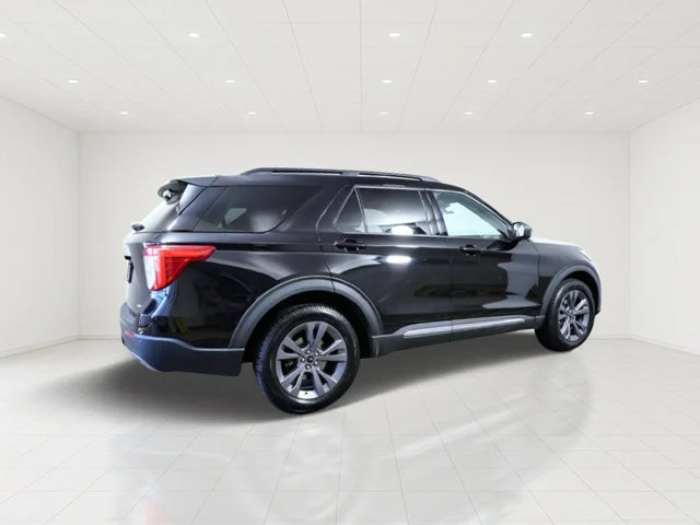 Certified Used 2023 Black Ford XLT image 7
