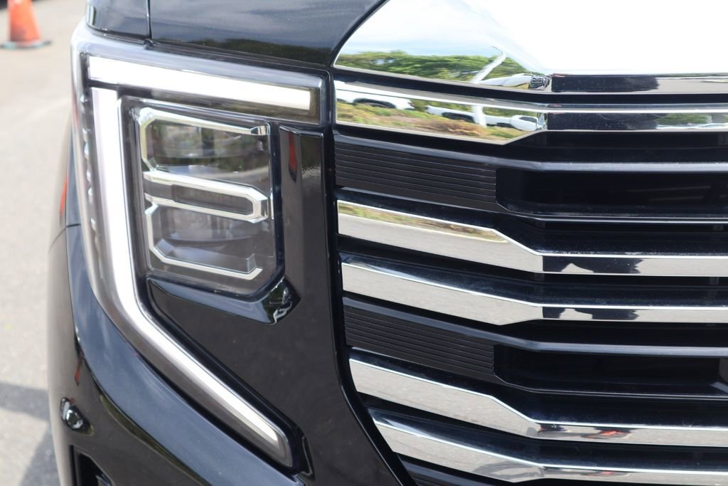 2024 GMC Sierra 1500 SLT - Photo 11