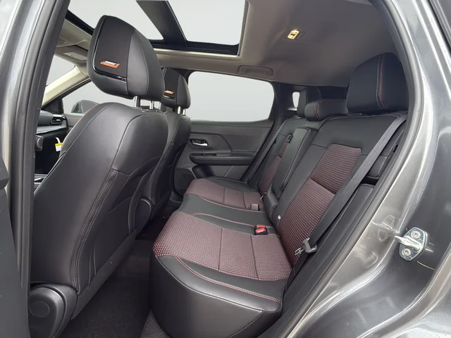 2026 Nissan KICKS SR AWD - Photo 13