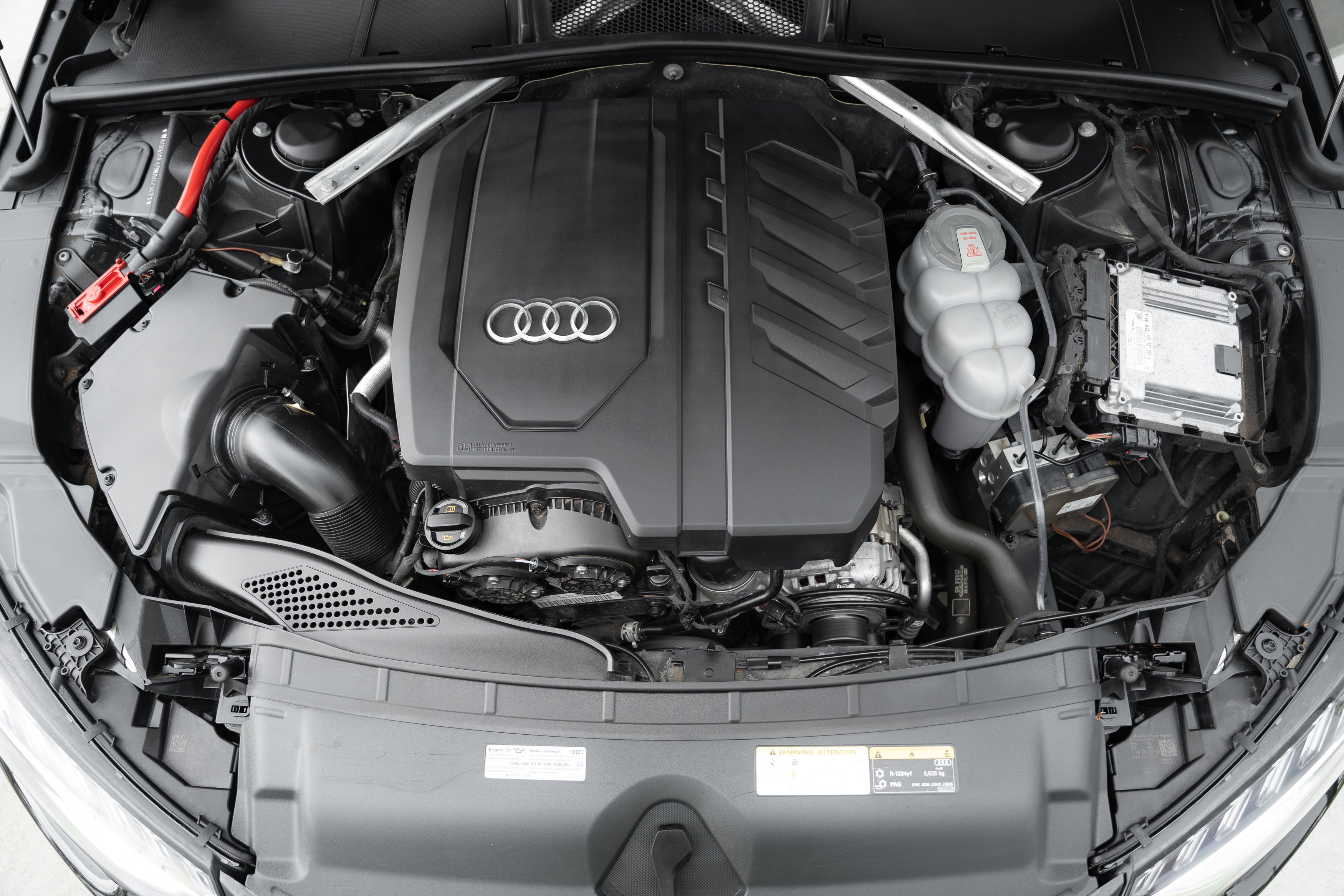 Used 2021 Mythos Black Metallic Audi Premium Plus image 32