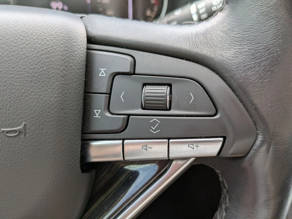 Used 2023 Latte Metallic Cadillac FWD Premium Luxury image 27
