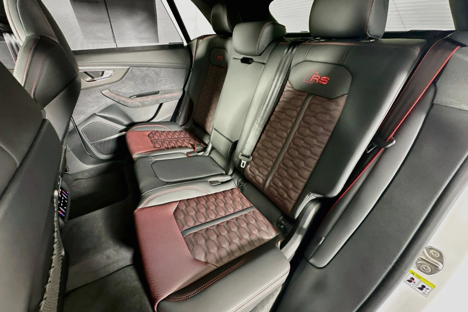2026 Audi RS Q8 Base - Photo 9