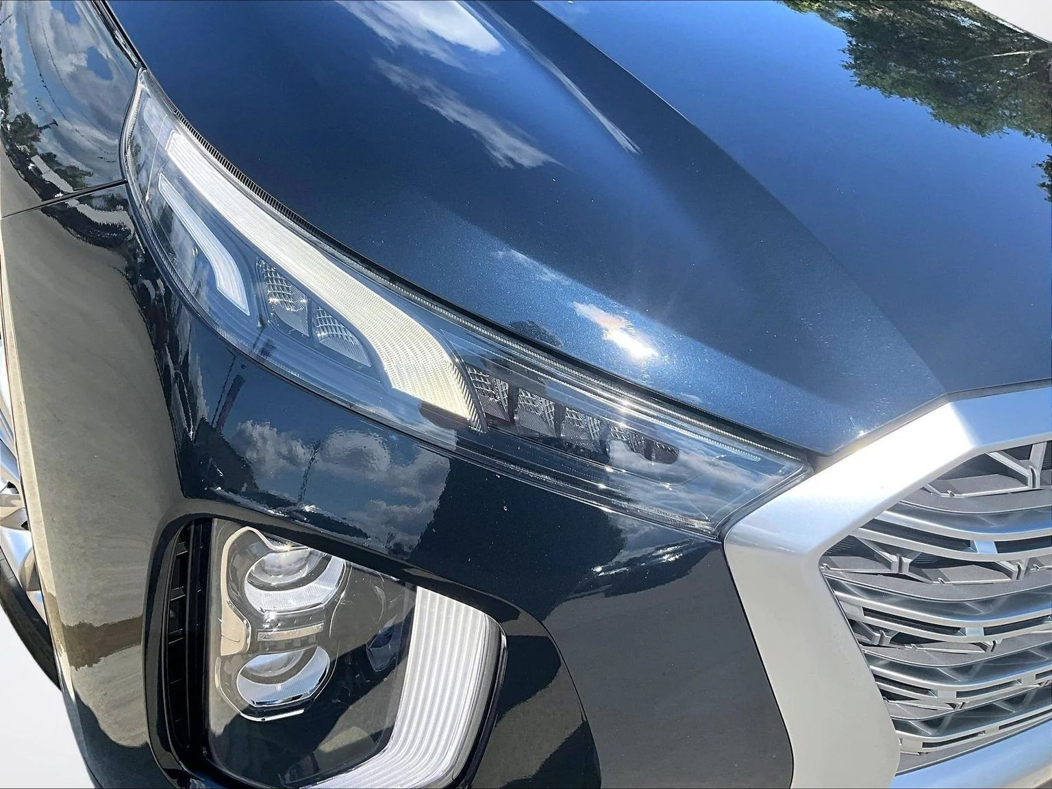 Used 2020 White Hyundai Limited image 30