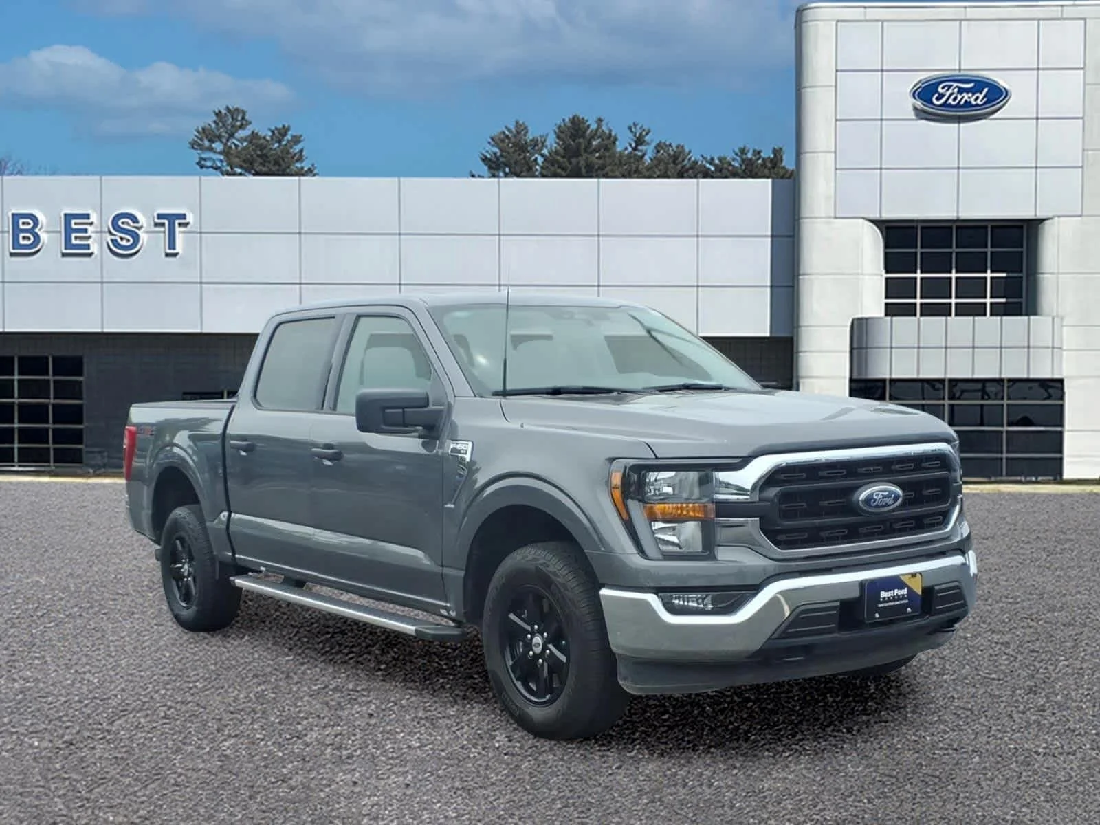 Used 2023 Carbonized Gray Metallic Ford XLT image 18