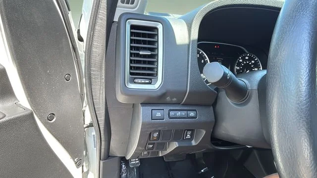 Used 2024 White Nissan SV image 22