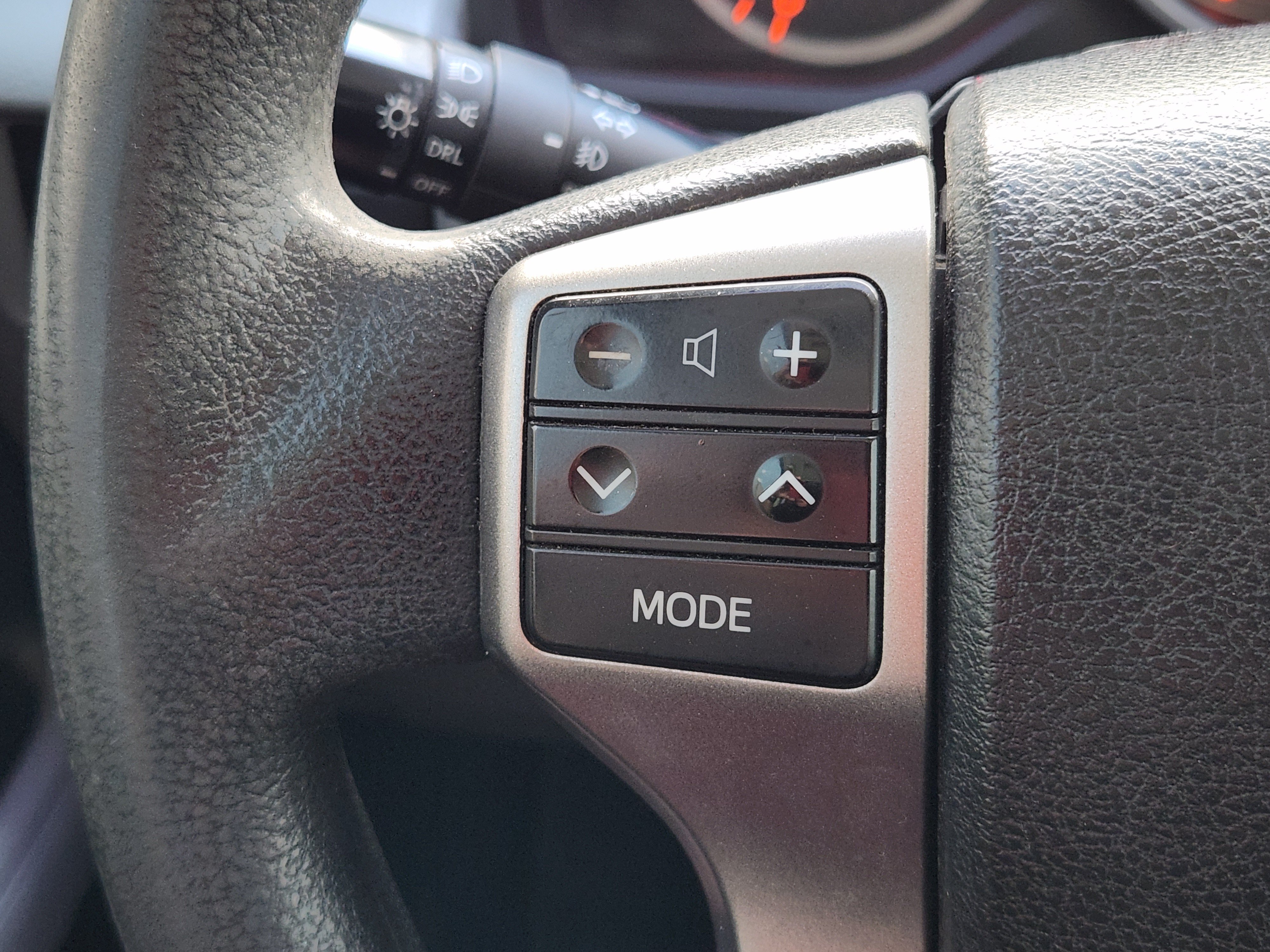 Used 2012 Blizzard Pearl Toyota SR5 image 27