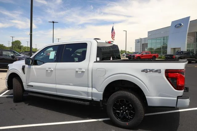 New 2026 Avalanche Ford XLT image 13