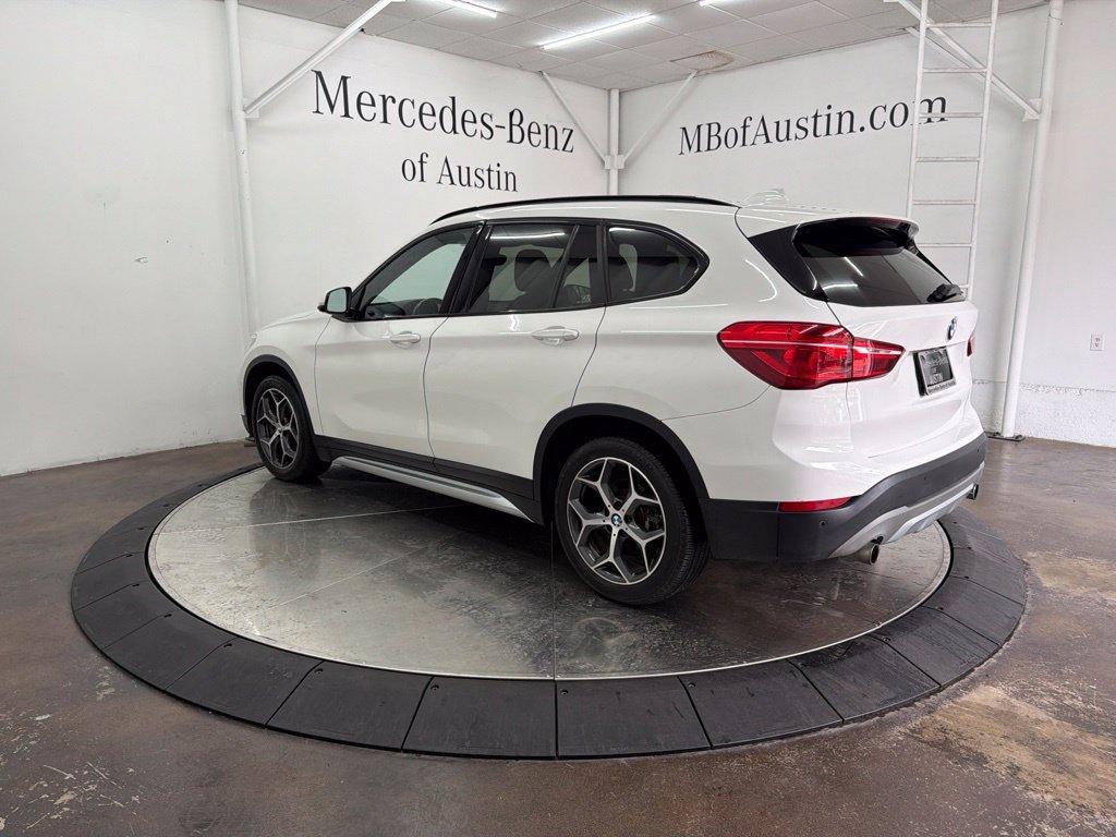 Used 2017 White BMW sDrive28i image 5