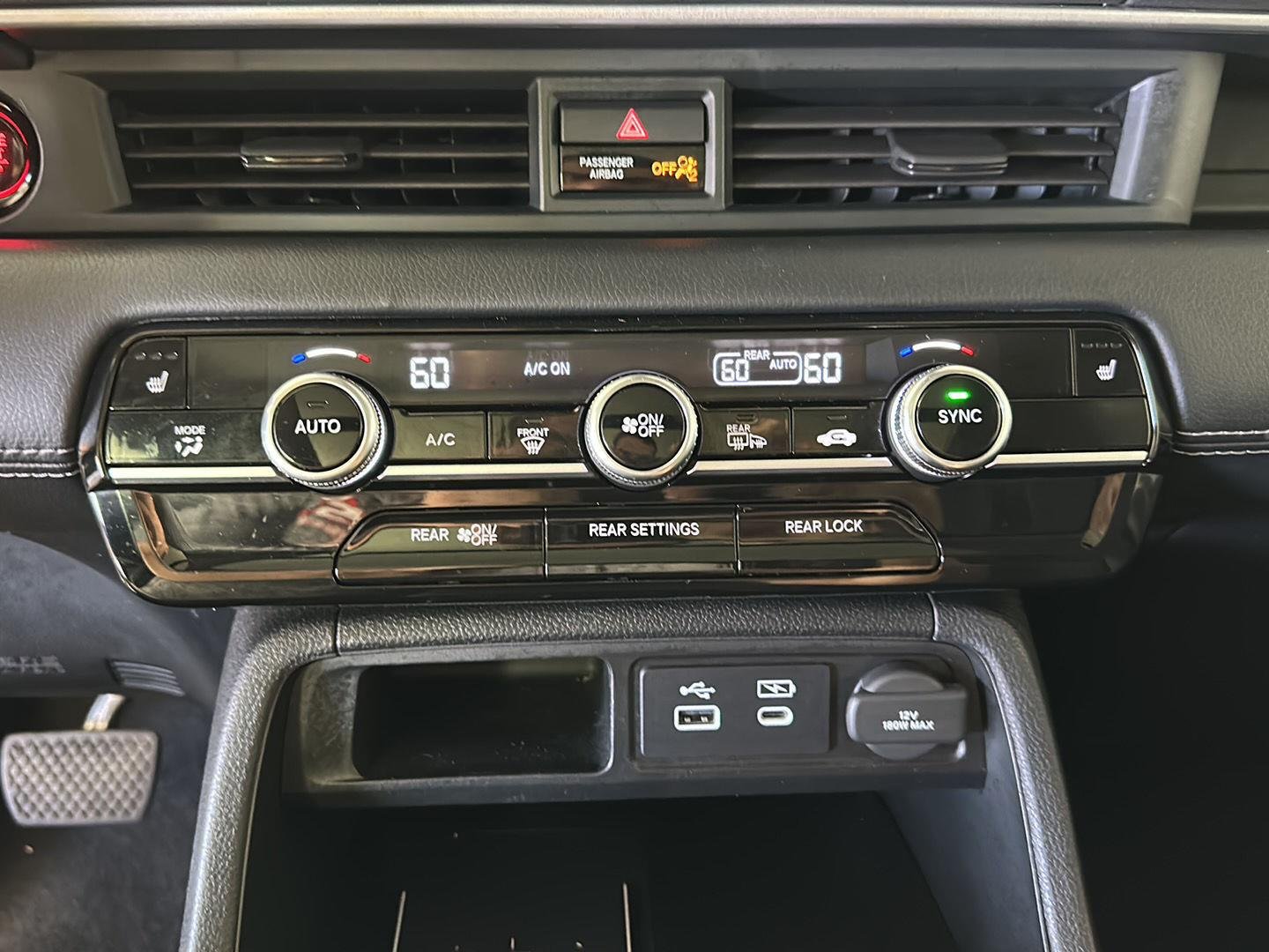Used 2024 Sonic Gray Pearl Honda Touring image 19