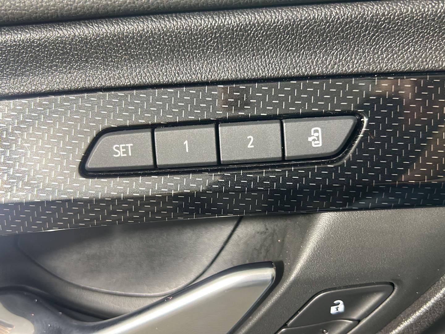 Used 2024 Sterling Metallic GMC AT4 image 20