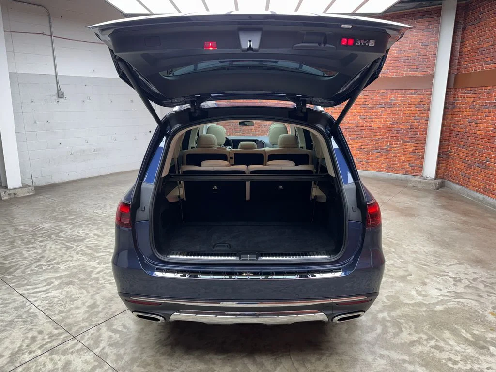Used 2026 Blue Mercedes-Benz GLS 450 image 27