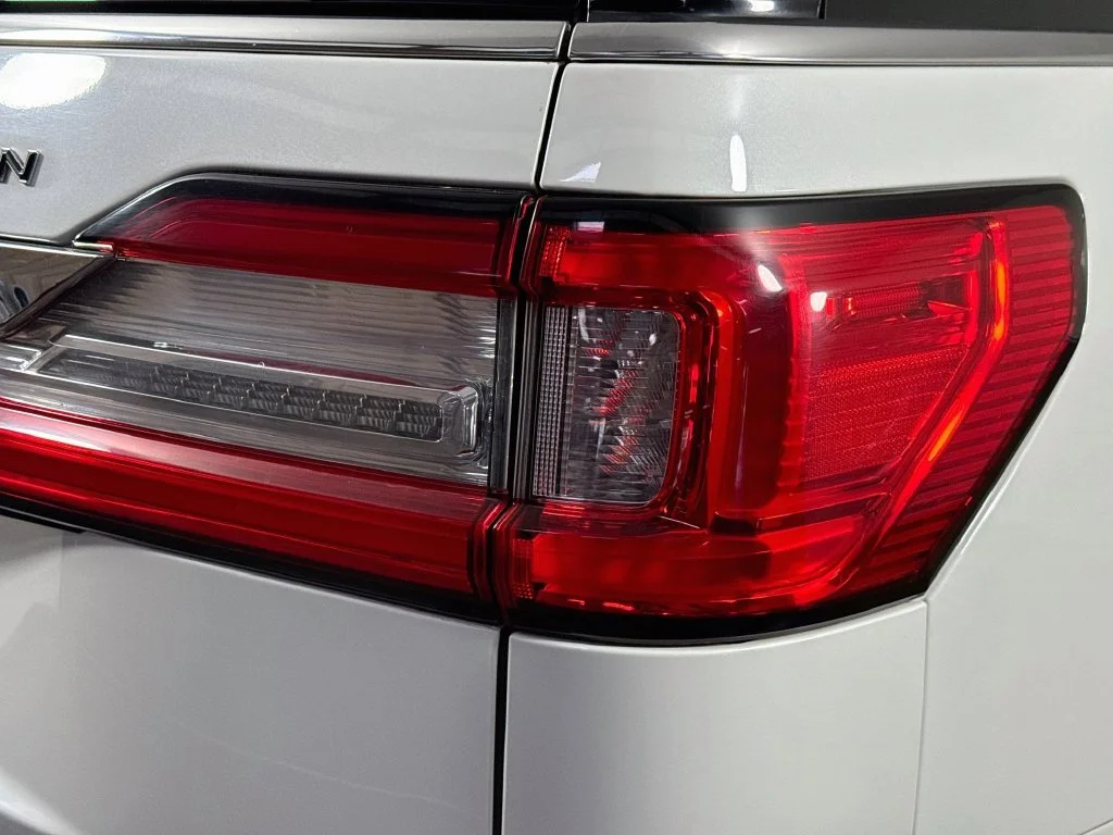 Used 2021 White Lincoln Black Label image 35