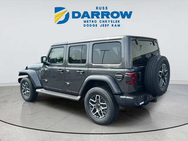 New 2026 Granite Crystal Metallic Clear-Coat Exterior Paint Jeep Sahara image 3
