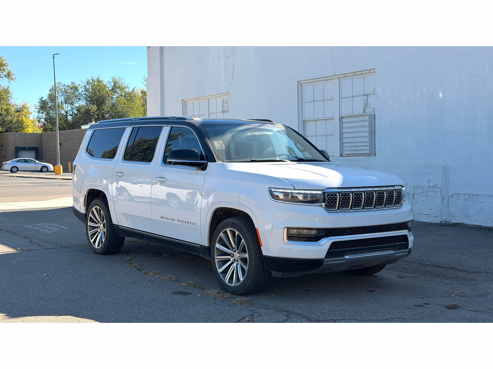 2023 Jeep Grand Wagoneer L