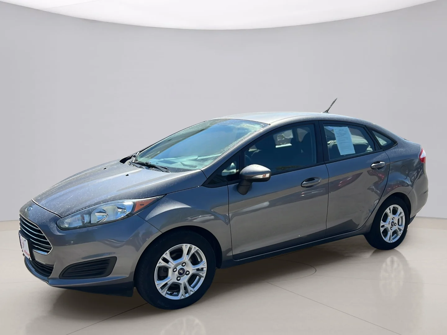 2014 Ford Fiesta SE Sedan's photo