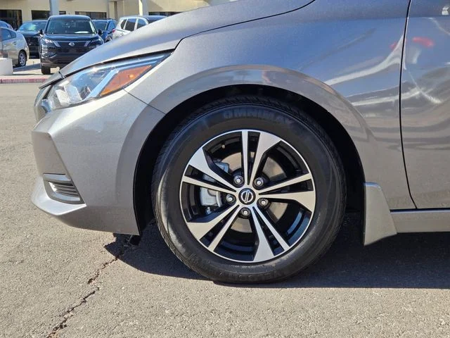 Used 2023 Gray Nissan SV image 9
