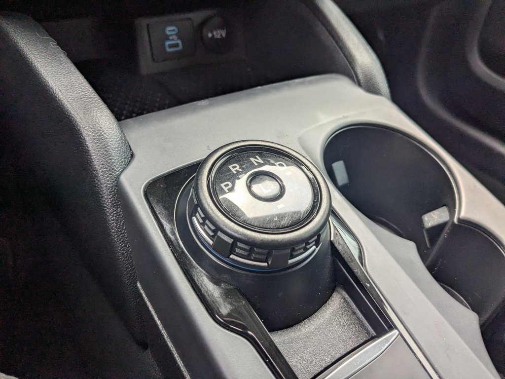Used 2021  Ford Base image 18