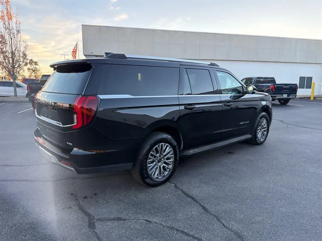 Used 2026 Agate Black Metallic Ford Platinum image 15