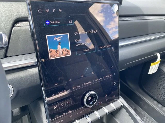 New 2026 Sterling Metallic GMC Elevation image 16