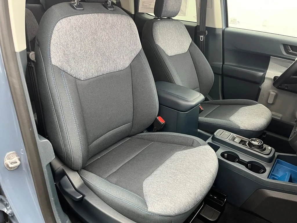 Used 2025 Gray Ford XLT image 32